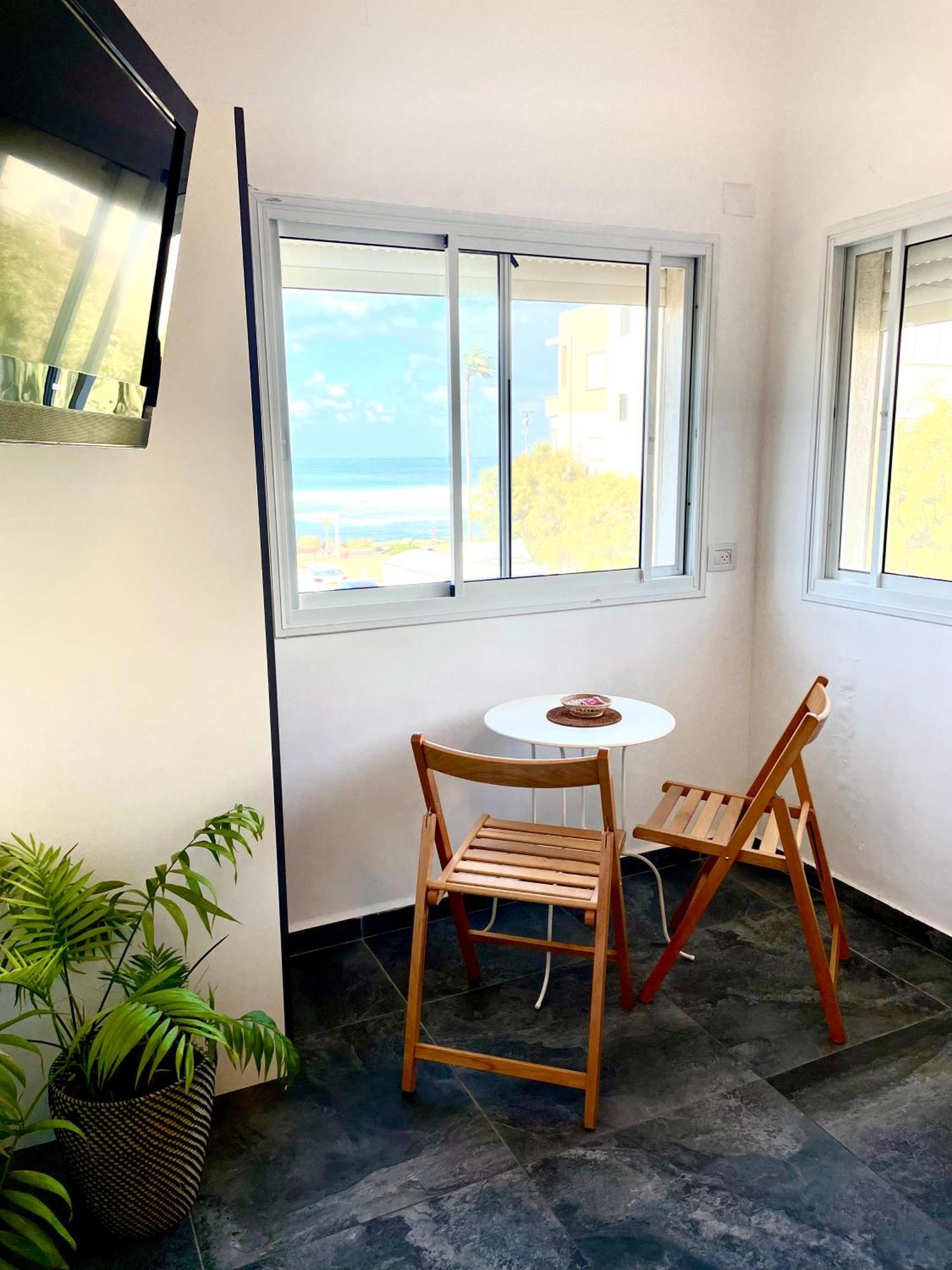 Sea View Cozy Apartment Haifa Eksteriør bilde
